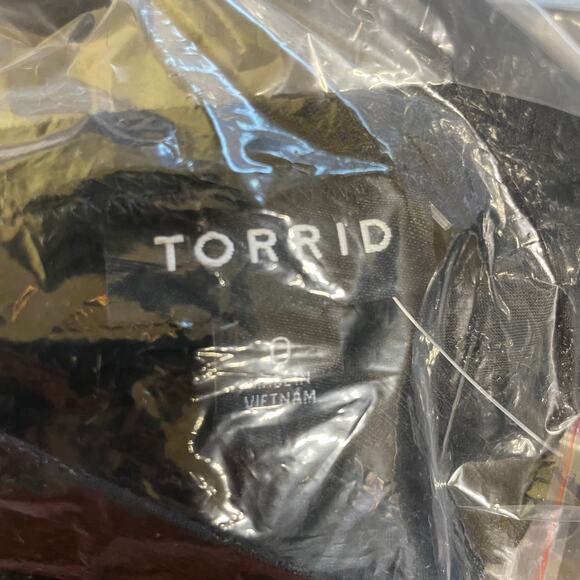 Torrid NWT Texture Knit Woven Eyelet Square Neck Swing Tank Black Size 0X (L/12) - Picture 7 of 7